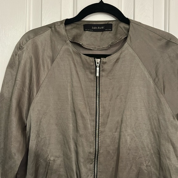 Zara Lightweight Satin Olive Green Bomber Jacket Sz Small - Picture 2 of 15
